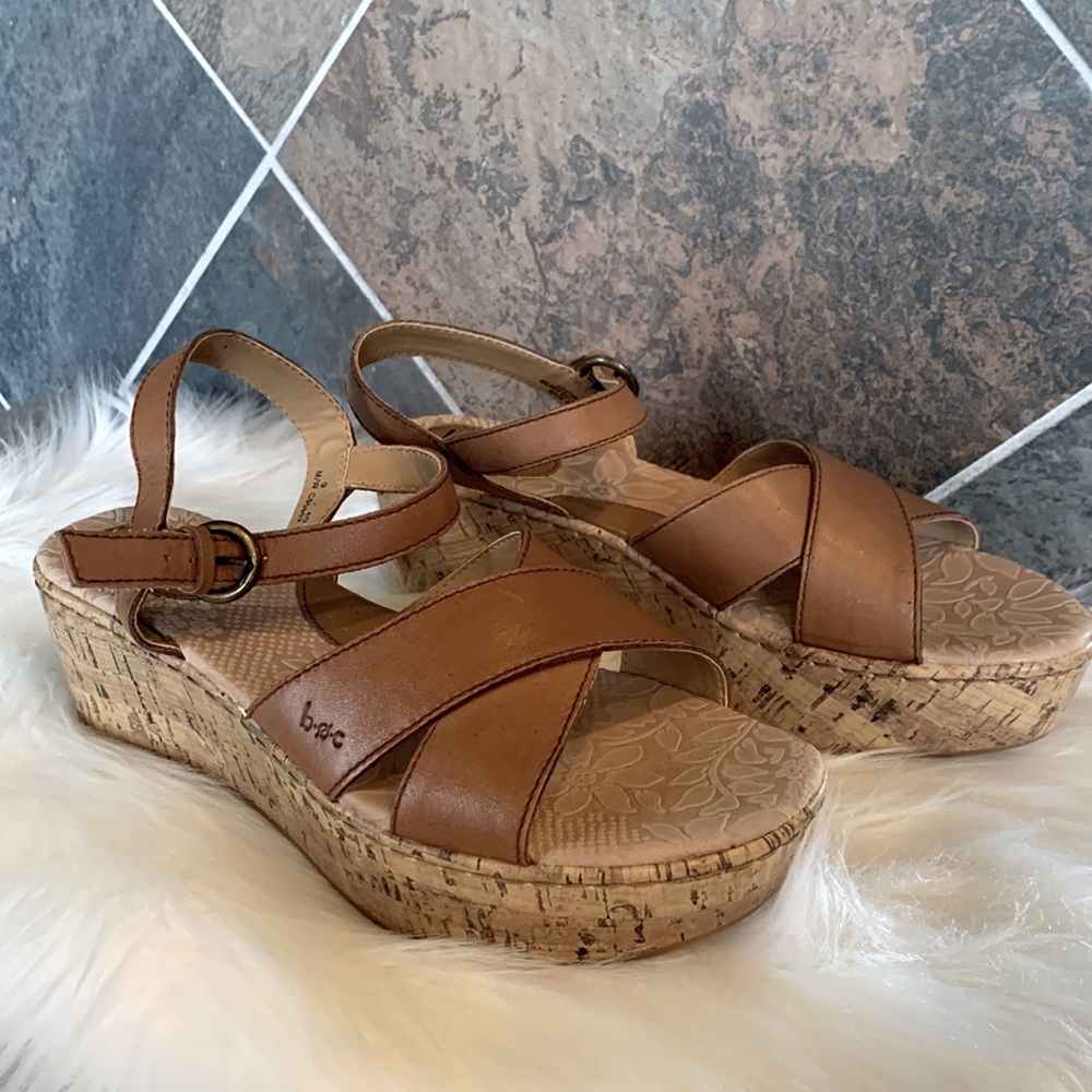 BOC Born Concept Size 9 Cork Wedge Tan Strappy Sandal Heel Womens C05602…